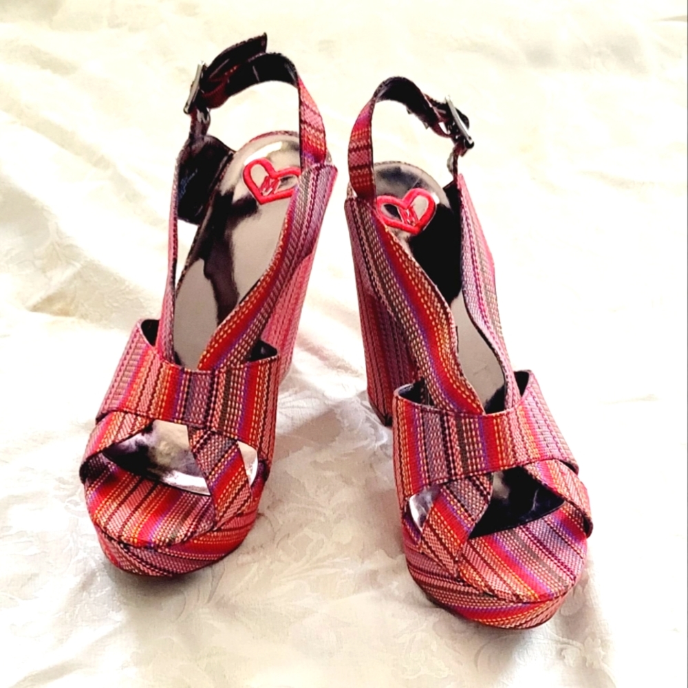 Madeline NEW Wedge shoes size 10M